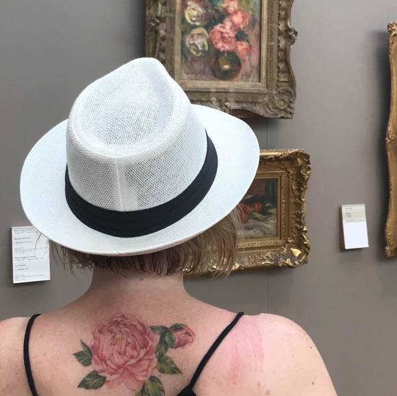 Meet your Posher, Suzanne - Picture 1 of 1